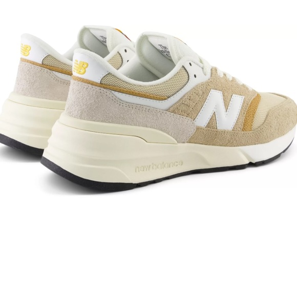 New Balance 997R Shoes- Orange/ White- M9.5/W11.0 - Picture 2 of 4